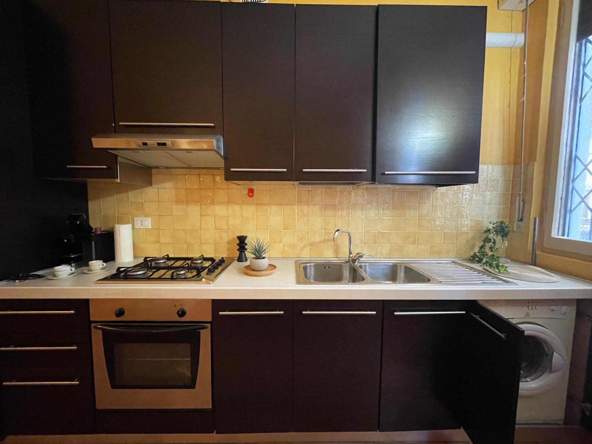 [50 metri dal mare] - Free parking e A/C Appartement Pietra Ligure Buitenkant foto