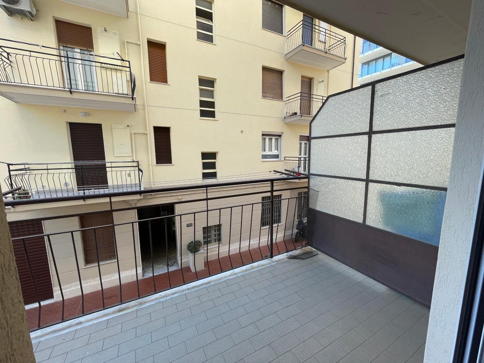 [50 metri dal mare] - Free parking e A/C Appartement Pietra Ligure Kamer foto